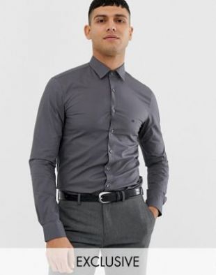 Calvin Klein - Chemise ajustée facile à repasser - Anthracite - Exclusivité ASOS | ASOS