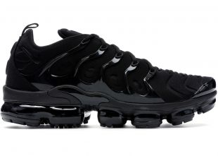 Air VaporMax Plus Triple Black