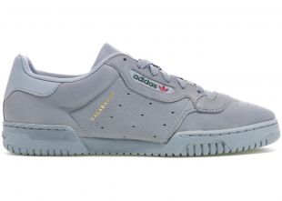 La Adidas Yeezy Powerphase Calabasas Grey en la cuenta de Instagram de yeezy.over.jumpman Spotern