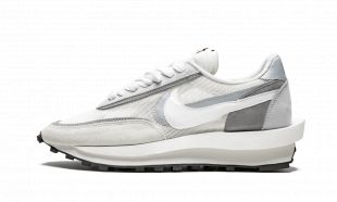 nike sacai waffle all white