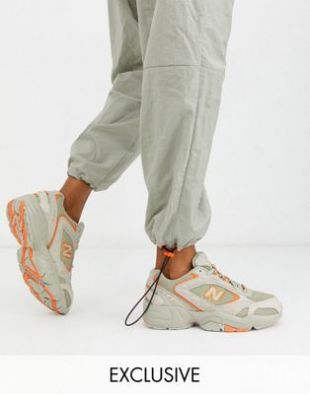 New Balance Utility Pack 452 trainers in grey exclusive at ASOS | ASOS