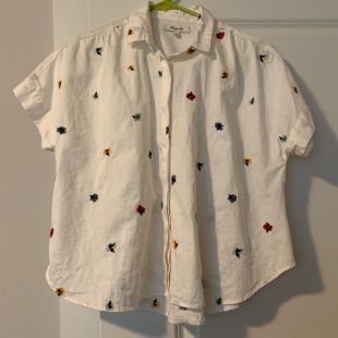 Embroidered Hilltop Shirt in Confetti Floral
