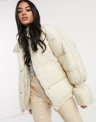 NA-KD short puffer jacket with elastic detailed sleeves in off white | ASOS