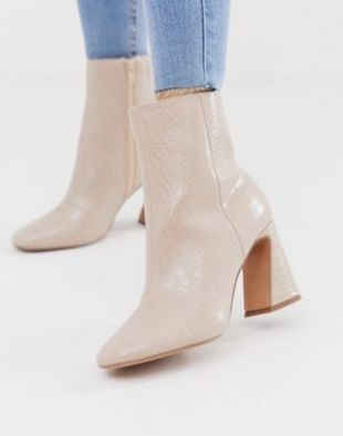 Miss Selfridge - Bottes à talons évasés - Crème croco | ASOS