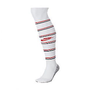 Intersport chaussettes online nike