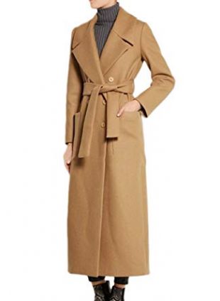 Belt­ed Wrap Camel Coat