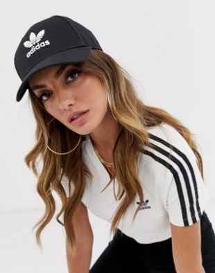 Tre­foil Cap