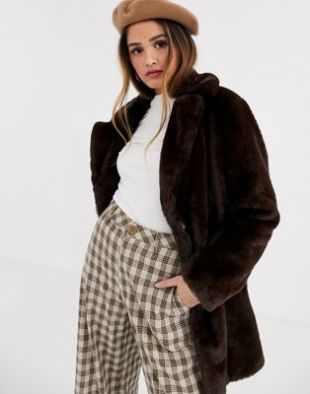 New Look faux fur coat in chocolate | ASOS