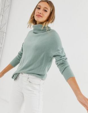 Long sleeve roll neck