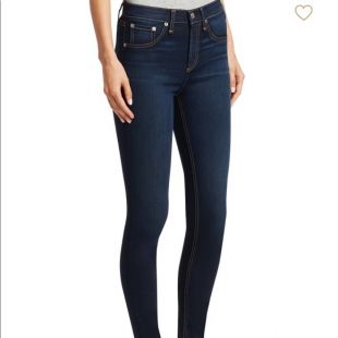 High-Rise Skin­ny Jeans