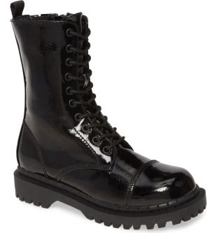 Black Boots