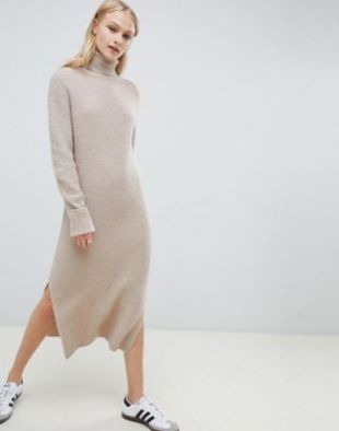 Dress pull