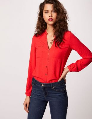 Chemise manches longues poches plaquées rouge