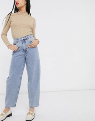 & Other Stories - Brenda - Jean coupe ovoïde - Bleu délavé | ASOS