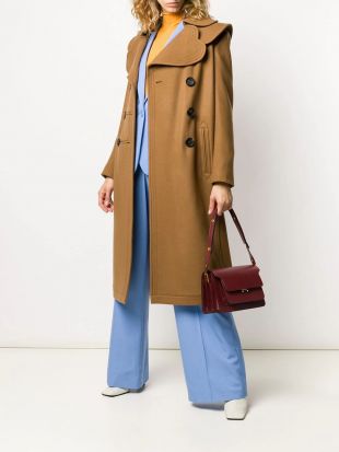 Manteau à boutonnière croisée