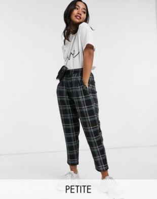 New Look Petite - Pantalon en jersey à carreaux - Noir | ASOS