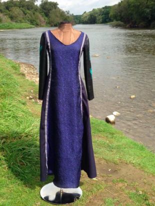 Robe Lagertha bleue avec manches en cuir