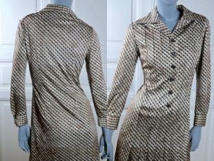 Robe vintage des années 1970, Robe beige Brune Motif géométrique à genoux, robe rétro à manches longues w Wide Lapels: Taille 8 (US), 12 (Royaume-Uni)