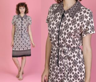 Robe à col de diamant baroque des années 70 - Petite robe Vintage Light Pink Brown Zip Up Knee Longueur
