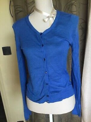 MAGNIFIQUE GILET HUGO BOSS T M BLEU SOIE ET CACHEMIRE INDISPENSABLE  | eBay