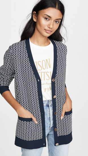 Tory burch Gemini Link Jacquard Relaxed Cardigan worn by Mindy Kaling on  Instagram January 11, 2020 | Spotern