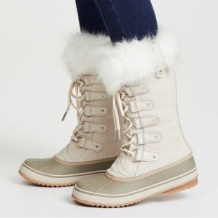 Arc­tic Boots