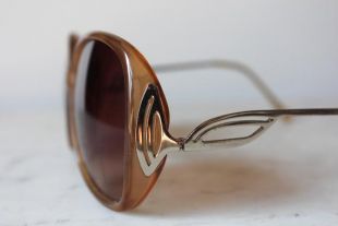 Vintage Brown Frame Sunglasses, Oversized Shades, Retro Frames