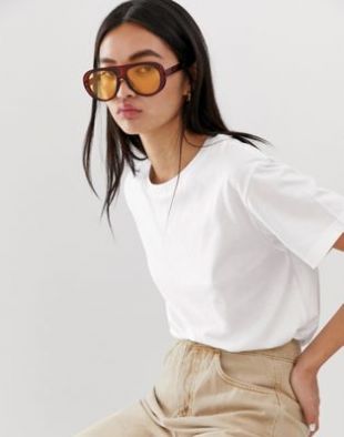 White T-shirt