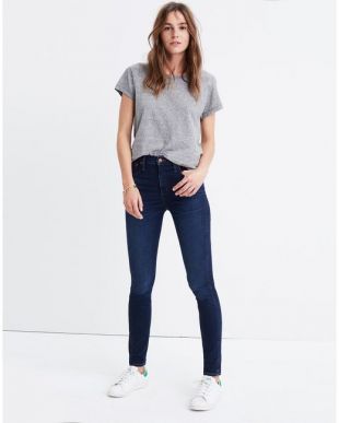 Madewell Skinny Jeans of Caralyn Mirand Koch on the Instagram account @ caralynmirand