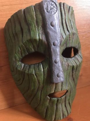 3D imprimé et peint le masque de Loki | prop de film