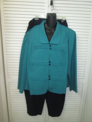 Vintage grande taille 24 femmes professionnel 2 pièces pantalon de costume. Turquoise et bleu marine veste et pantalon Lady Dorby étiquette taille 24 pantalon et veste