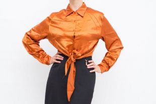 Chemise en cuivre vintage, haut orange brûlé, blouse en cuivre brillant, blouse à manches longues, chemise Button Down, chemise crop des années 80, chemise courte des années 70