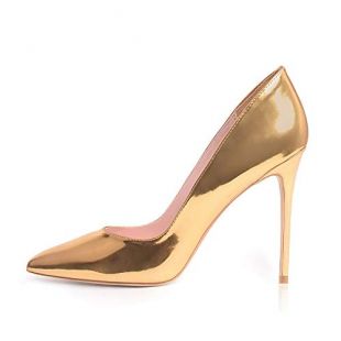 Elisabet Tang - Gold Heels