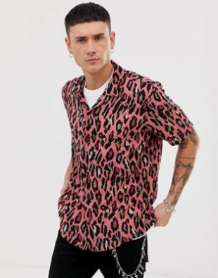 Revere Collar Shirt in Pink Leopard Print
