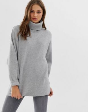 Soft­ly Knit Sweater
