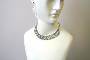 ras de cou strass clair des années 1960