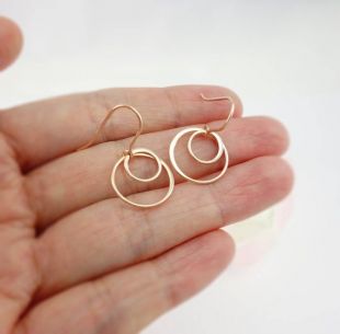 Double cercle boucles d’oreilles cadeau d’anniversaire pour ses boucles d’oreilles en or ROSE argent boucles d’oreilles métal mixte minimaliste boucles d’oreilles pendantes
