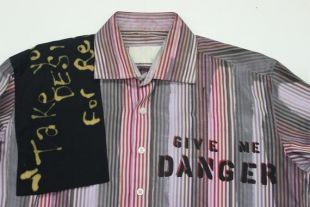 Punk anarchiste factieux chemise - Give Me Danger - bouton patch robe chemise - gris rayure rose Distressed-punk - Sm 36"-col-15,5 »