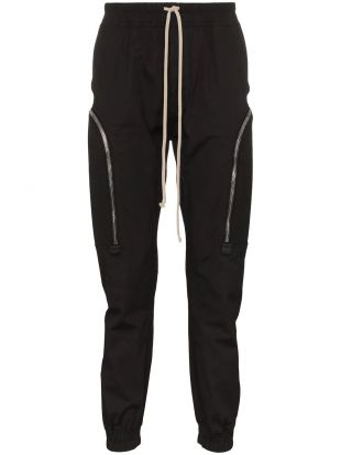 Tapered cargo trousers