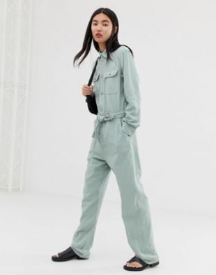 Weekday – Overall in Mint mit Bindegürtel | ASOS