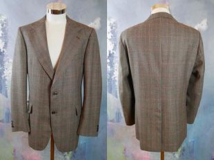 1970s Blazer, Light Charcoal Brown Wool Single-Breasted Jacket with Subtle Red Windowpane Check Pattern, Retro Sport Coat: Size 42 US/UK