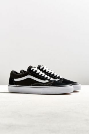Old Skool Sneak­er