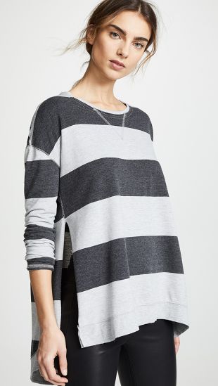 Stripe Week­ender Pullover