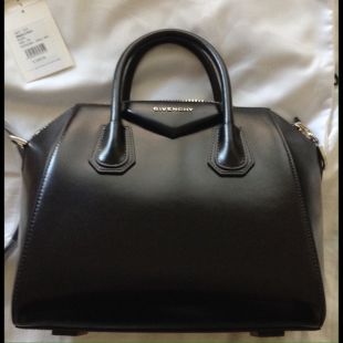 Givenchy - Leather Bag