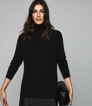 Black Cash­mere Roll Neck Jumper