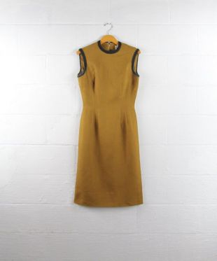 des années 50 mod DESIGNER Secrétaire robe Anne Fogarty moutarde marron sans manches Vintage formelle
