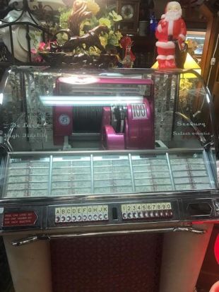 1950's Original Seeburg Jukebox - Works!