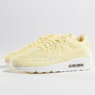 basket jaune nike