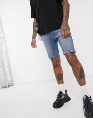 ASOS DESIGN - Short ajusté en jean - Bleu délavé moyen | ASOS