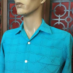 Blue herringbone western shirt worn by Pablo Acosta (Gerardo Taracena) in  Narcos Mexico S01E02